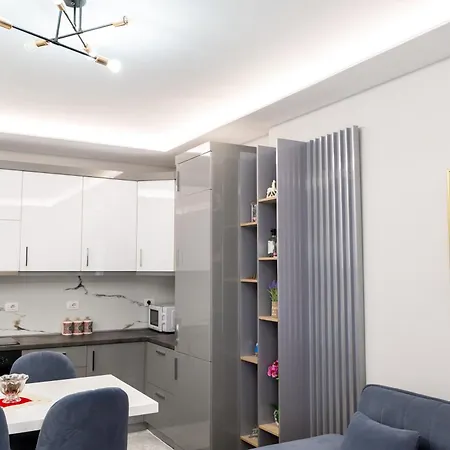 Prestige Apartment *